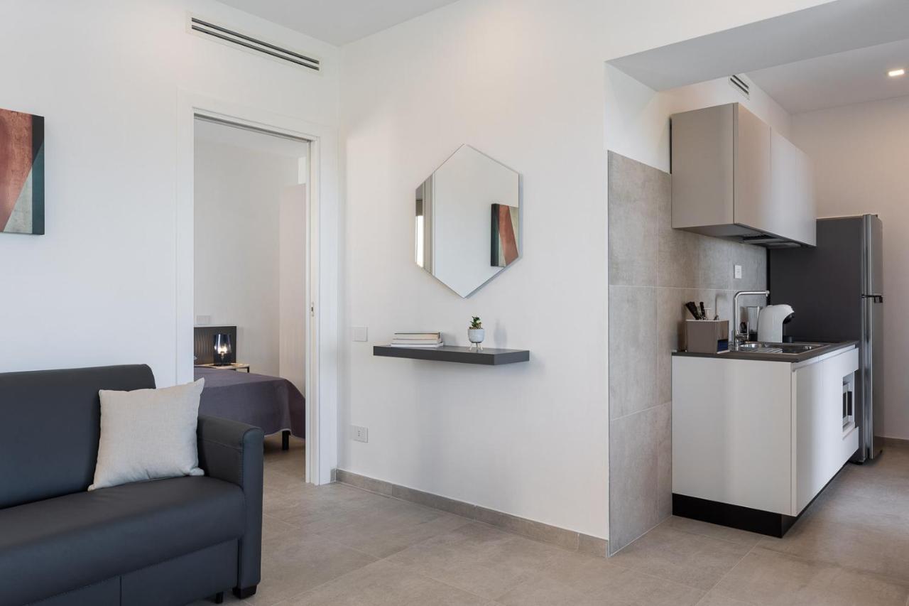 Oneweek Gaeta Suites And Apartments Екстер'єр фото