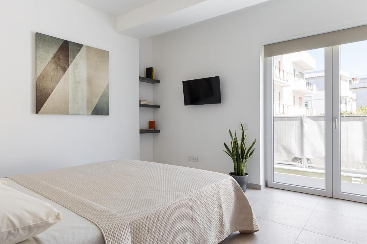 Oneweek Gaeta Suites And Apartments Екстер'єр фото