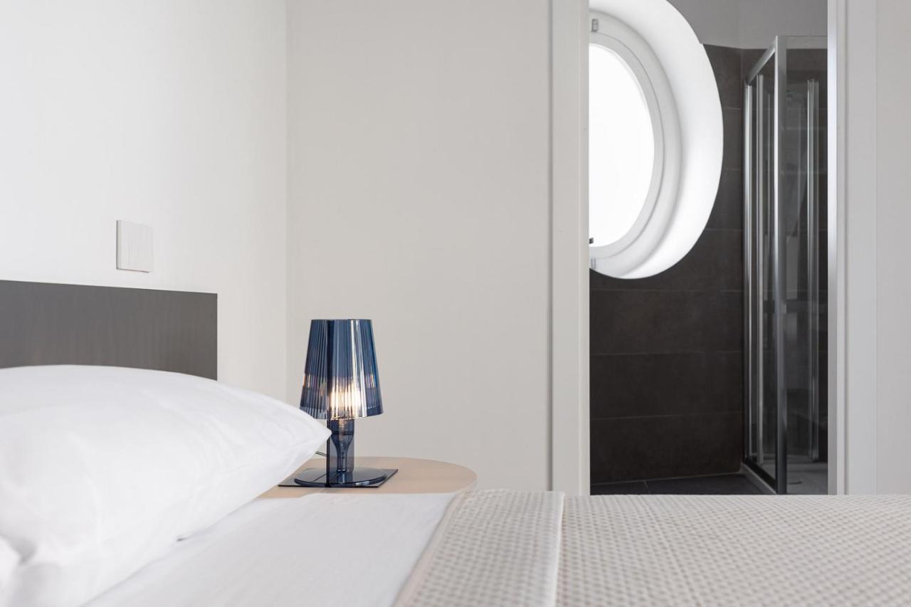 Oneweek Gaeta Suites And Apartments Екстер'єр фото