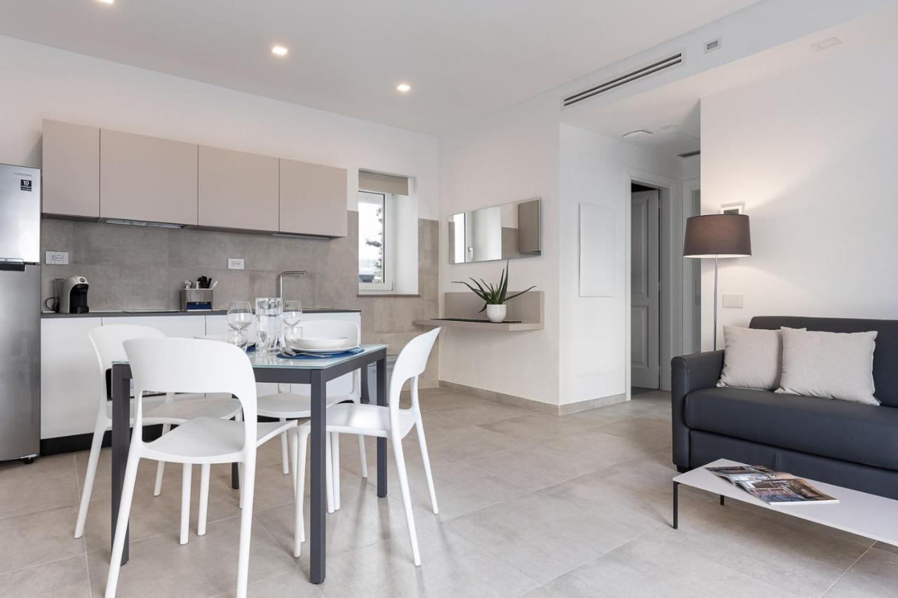 Oneweek Gaeta Suites And Apartments Екстер'єр фото